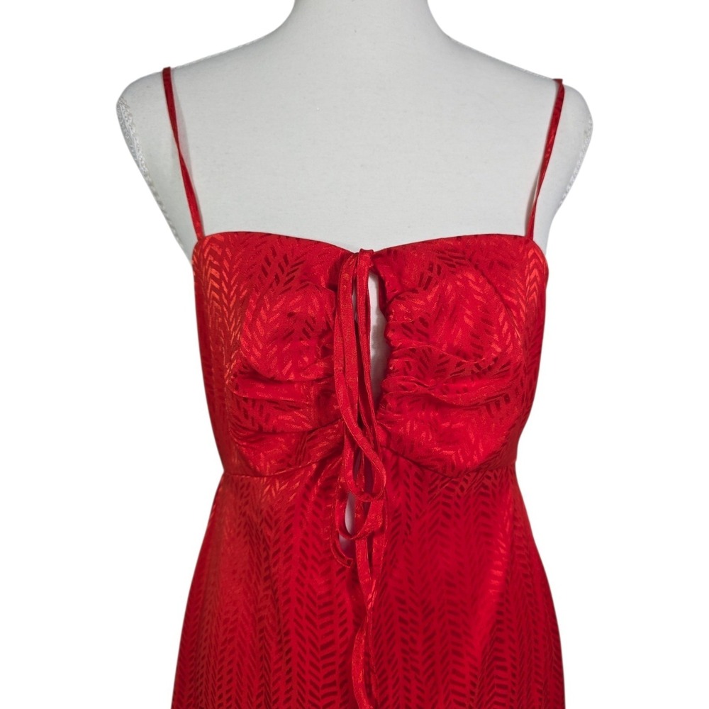 NWT Express Red Orange Maxi Dress M Summer Halter Keyhole Cutout Beach Vacation - Picture 4 of 10